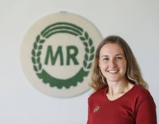 Juliane Stier